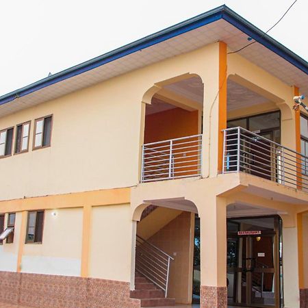 Nbangba Hotel Techiman Esterno foto